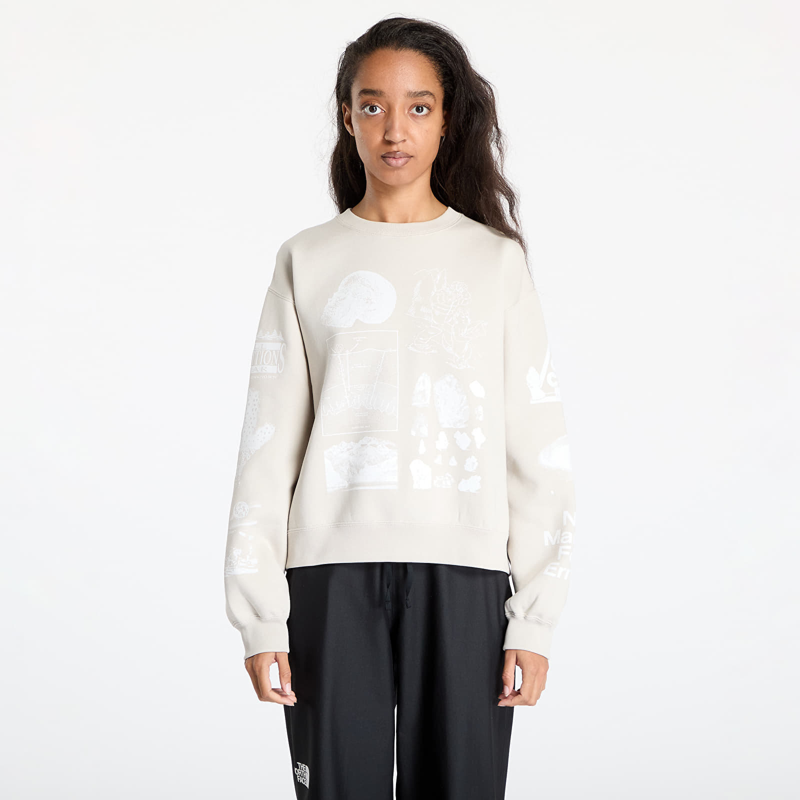 Sweatshirts für Frauen Nike ACG "Tuff Fleece" Women's Therma-FIT Repel Crew-Neck Sweatshirt Lt Orewood Brn/ Summit White