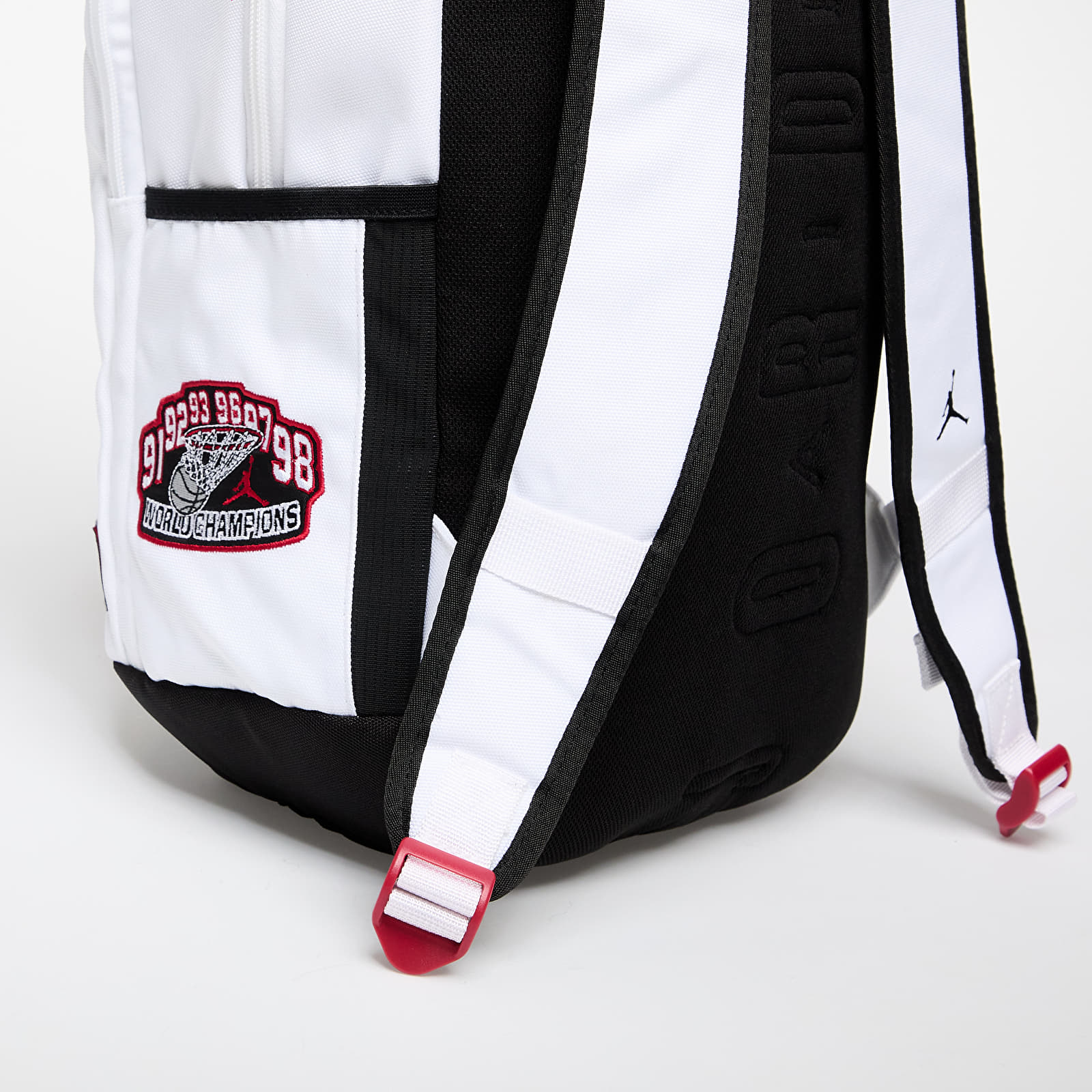 Jordan retro 3 backpack white hotsell
