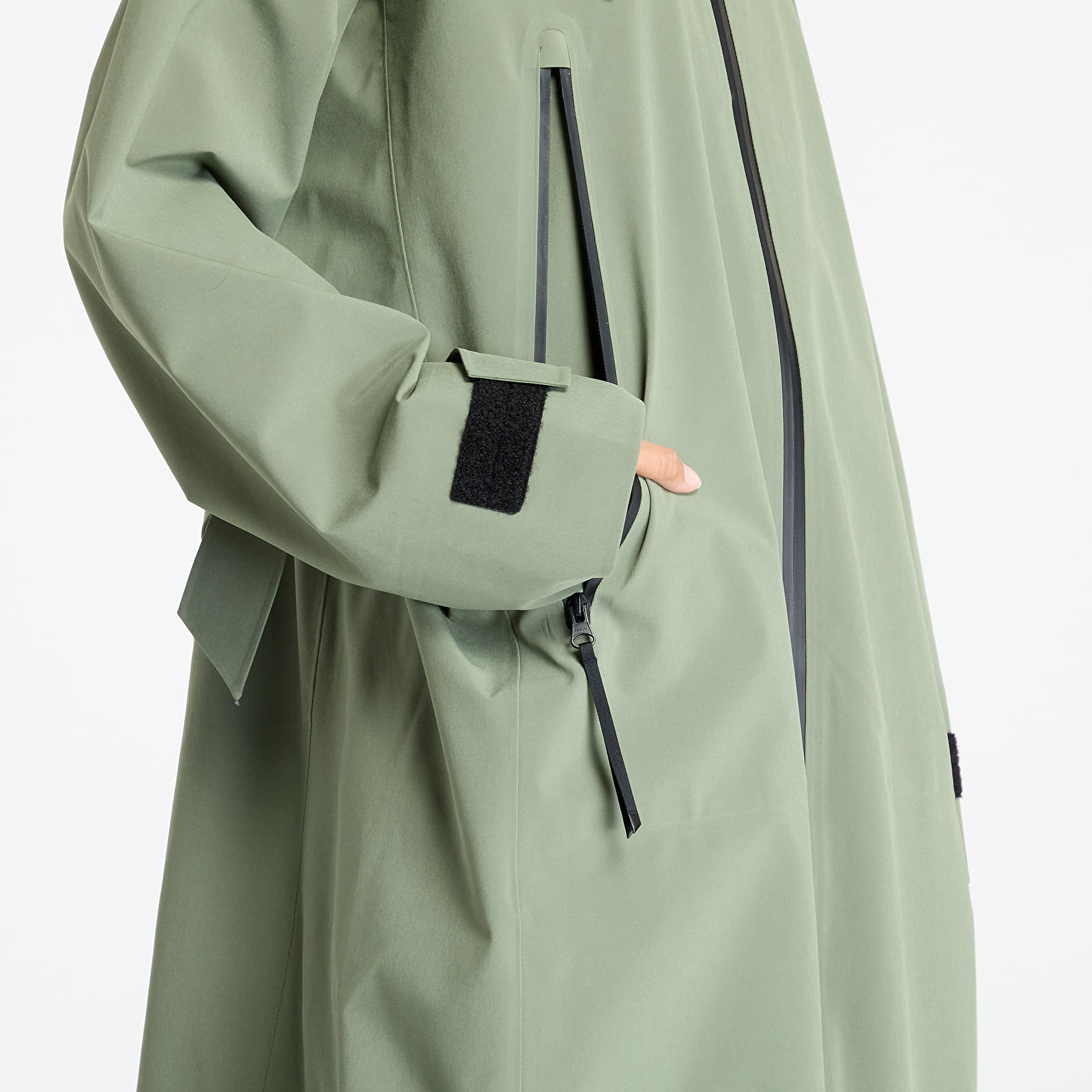 Jackets LACOSTE Parkas & Blousons Khaki