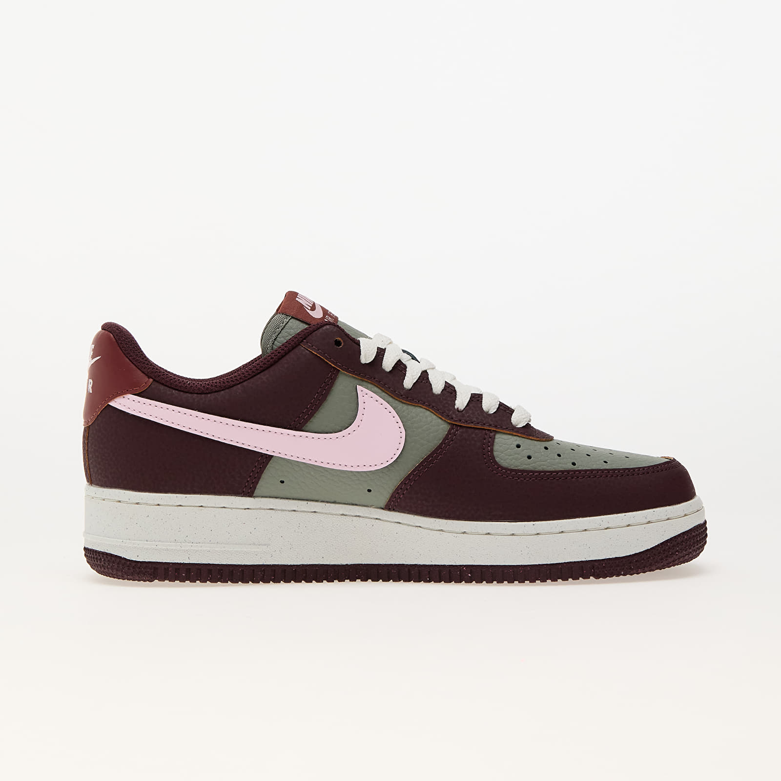 Scarpe donna Nike W Air Force 1 '07 Next Nature Burgundy Crush/ Pink Foam -Dark Stucco