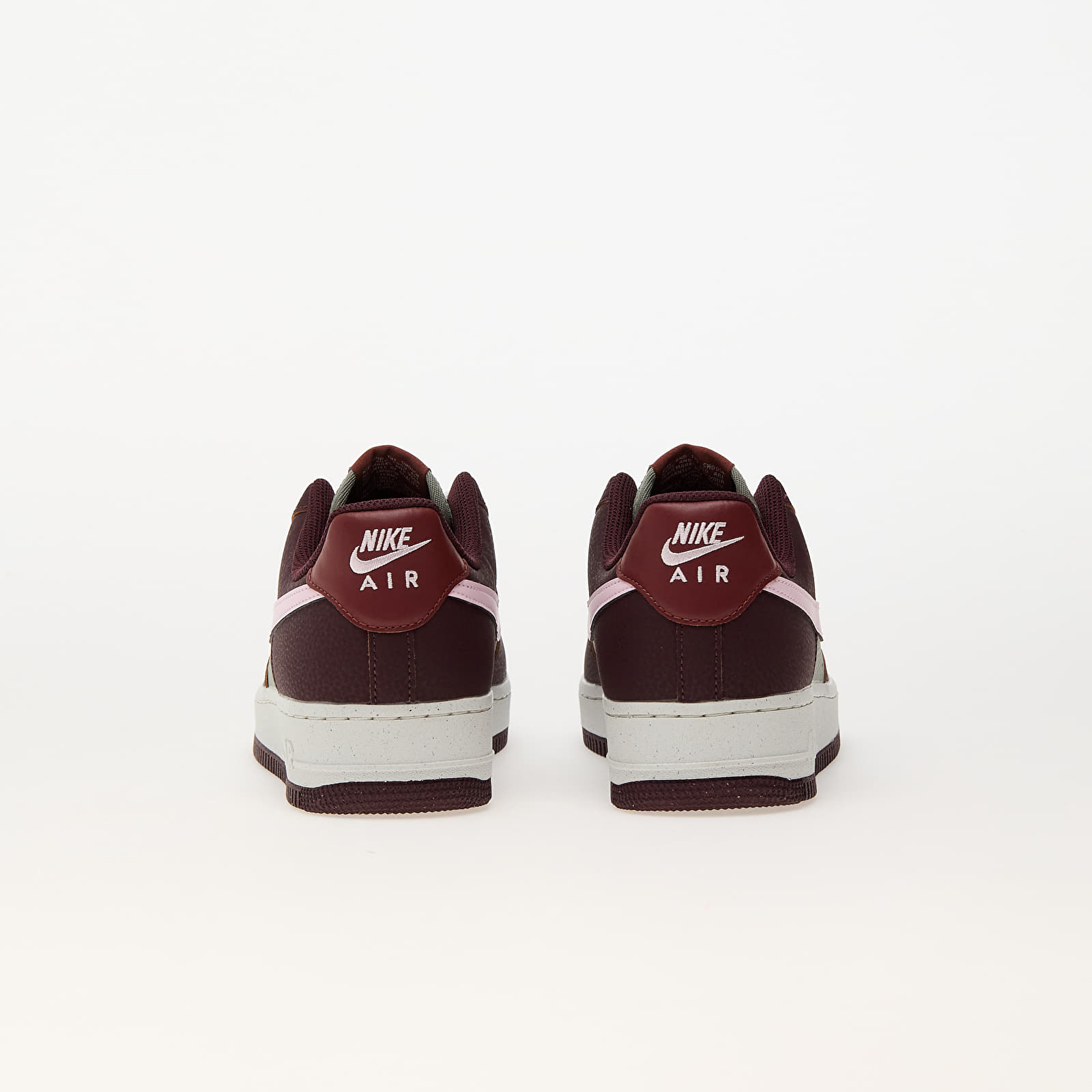 Scarpe donna Nike W Air Force 1 '07 Next Nature Burgundy Crush/ Pink Foam -Dark Stucco