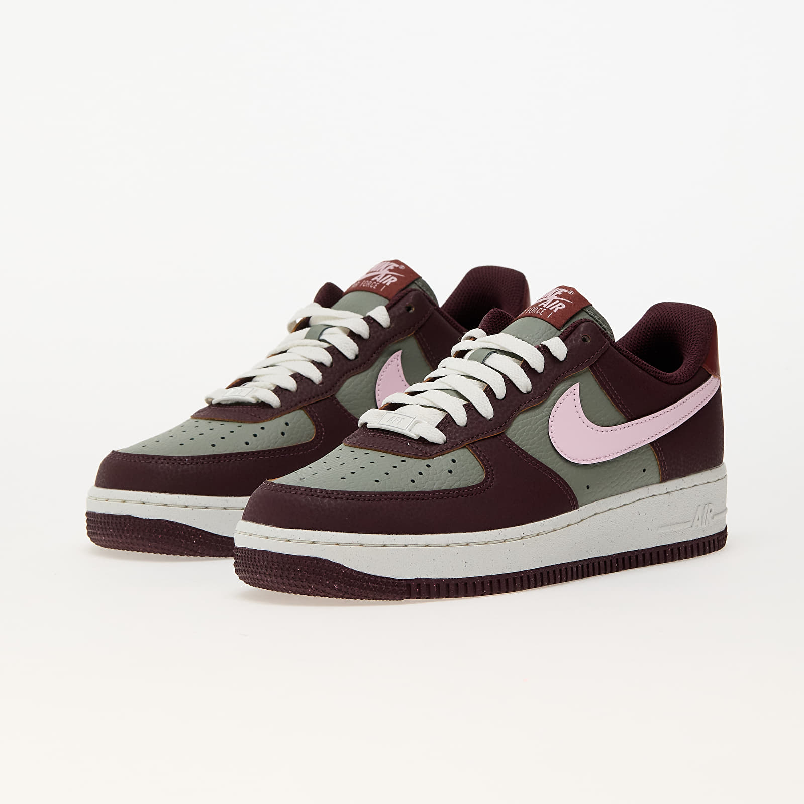 Scarpe donna Nike W Air Force 1 '07 Next Nature Burgundy Crush/ Pink Foam -Dark Stucco