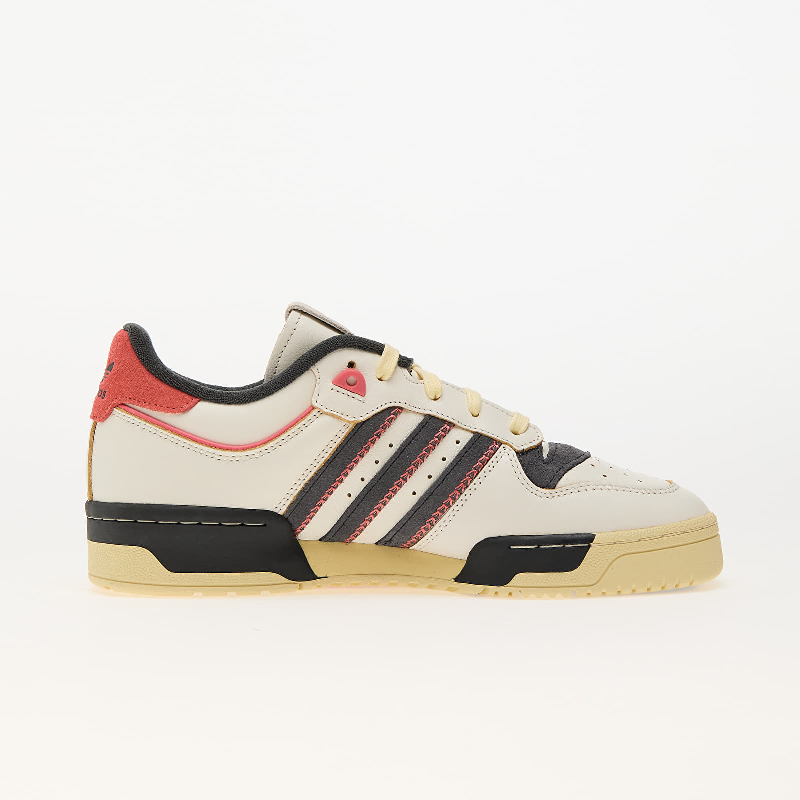 Men's sneakers and shoes adidas Rivalry 86 Low Cloud White/ Carbon/ Easy Yellow