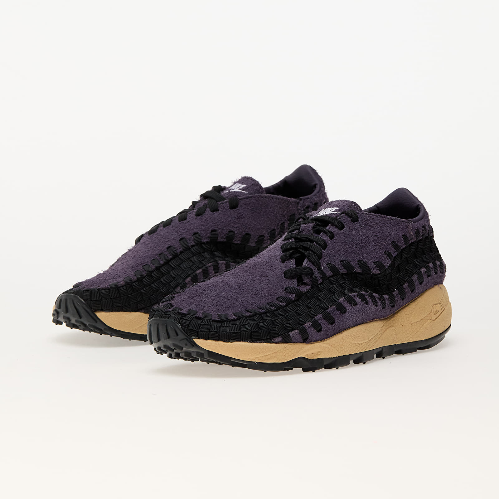 Sneakers og sko til kvinder Nike W Air Footscape Woven Dark Raisin/ White-Black-Sesame