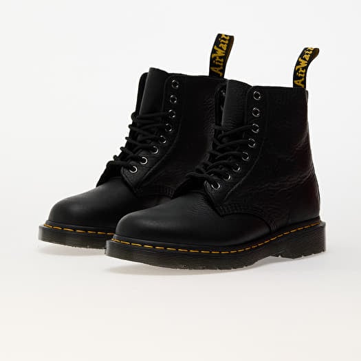Men s sneakers and shoes Dr. Martens 1460 Pascal Black Ambassador Queens