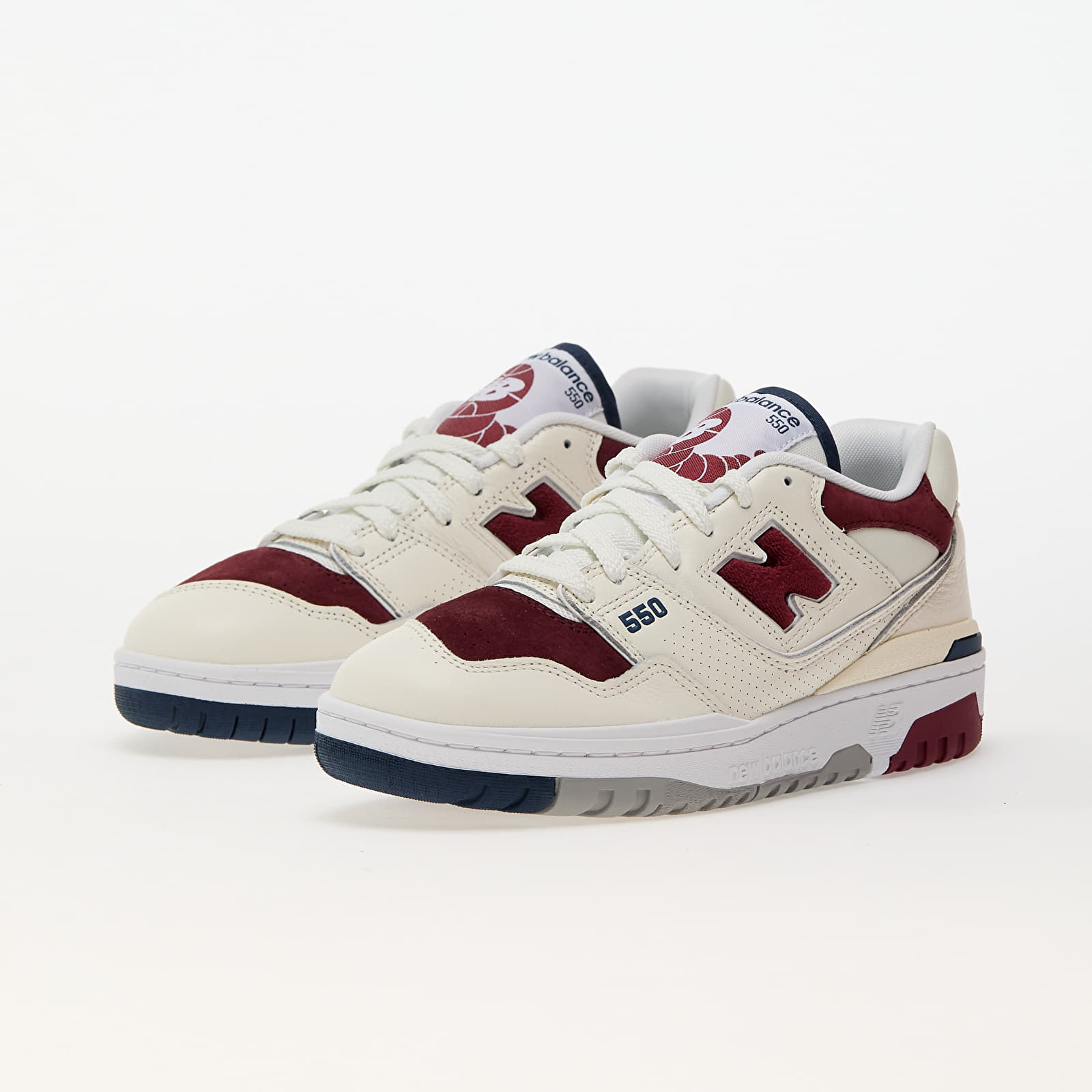 Men's sneakers and shoes New Balance 550 White