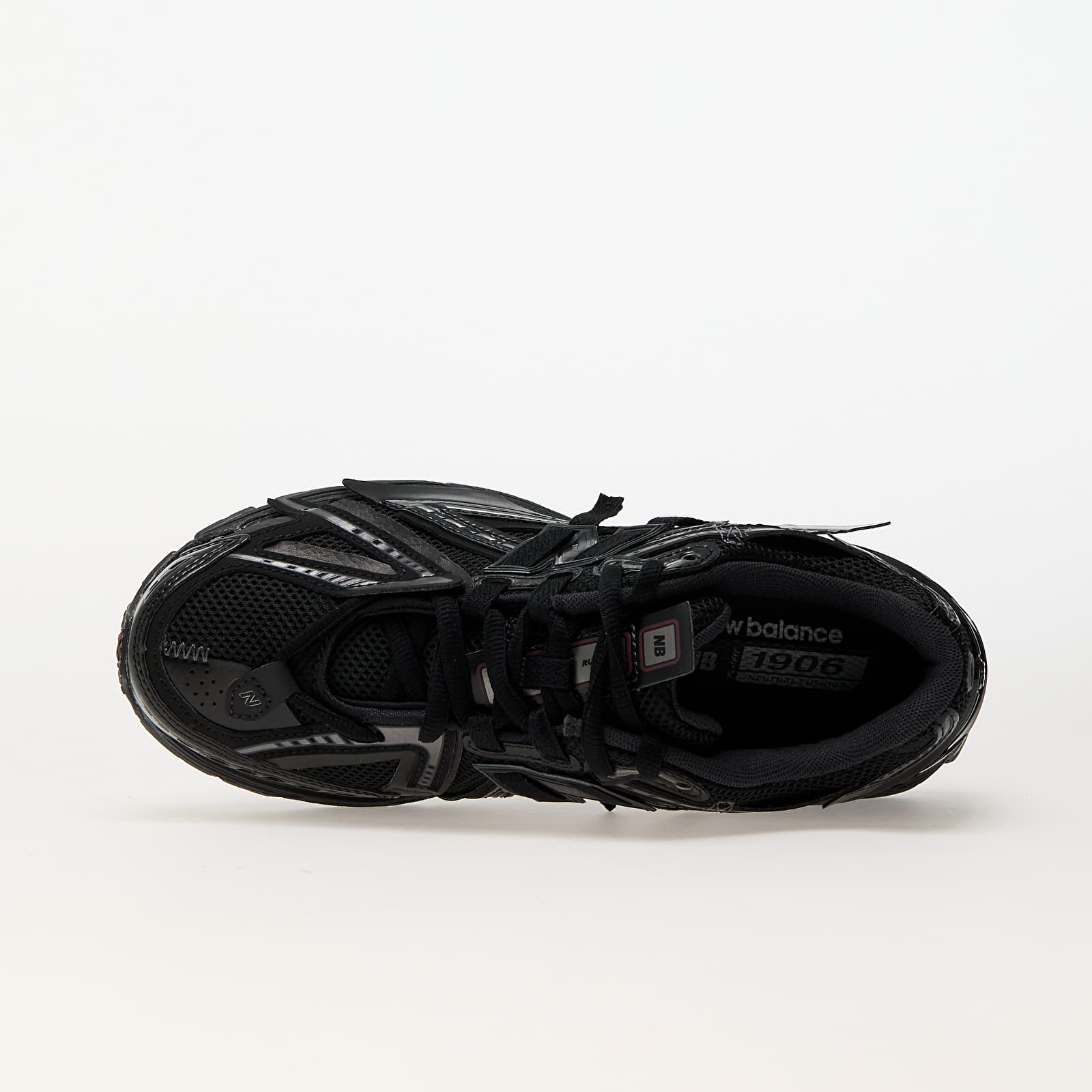 Moške superge in čevlji New Balance 1906 A Black
