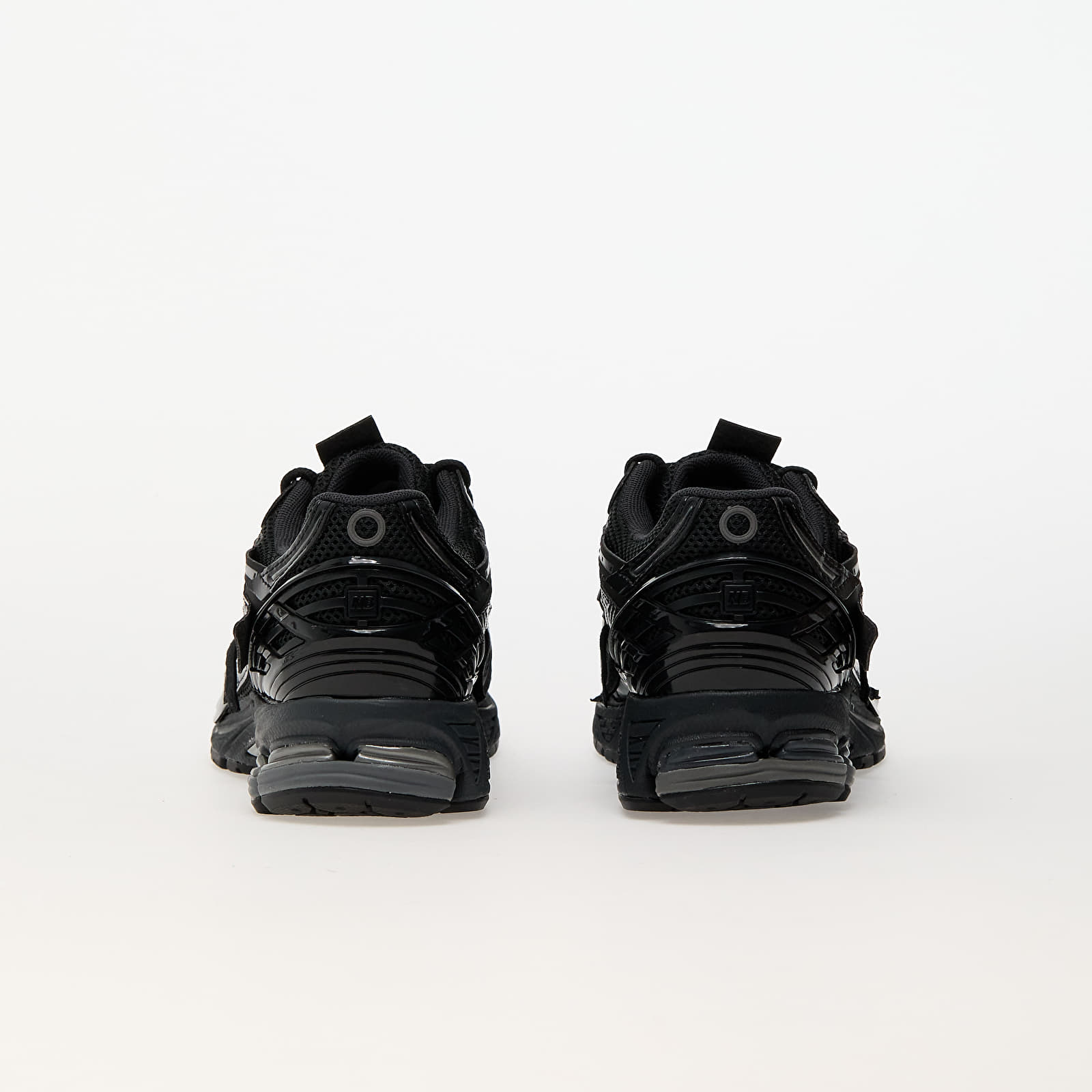 Moške superge in čevlji New Balance 1906 A Black