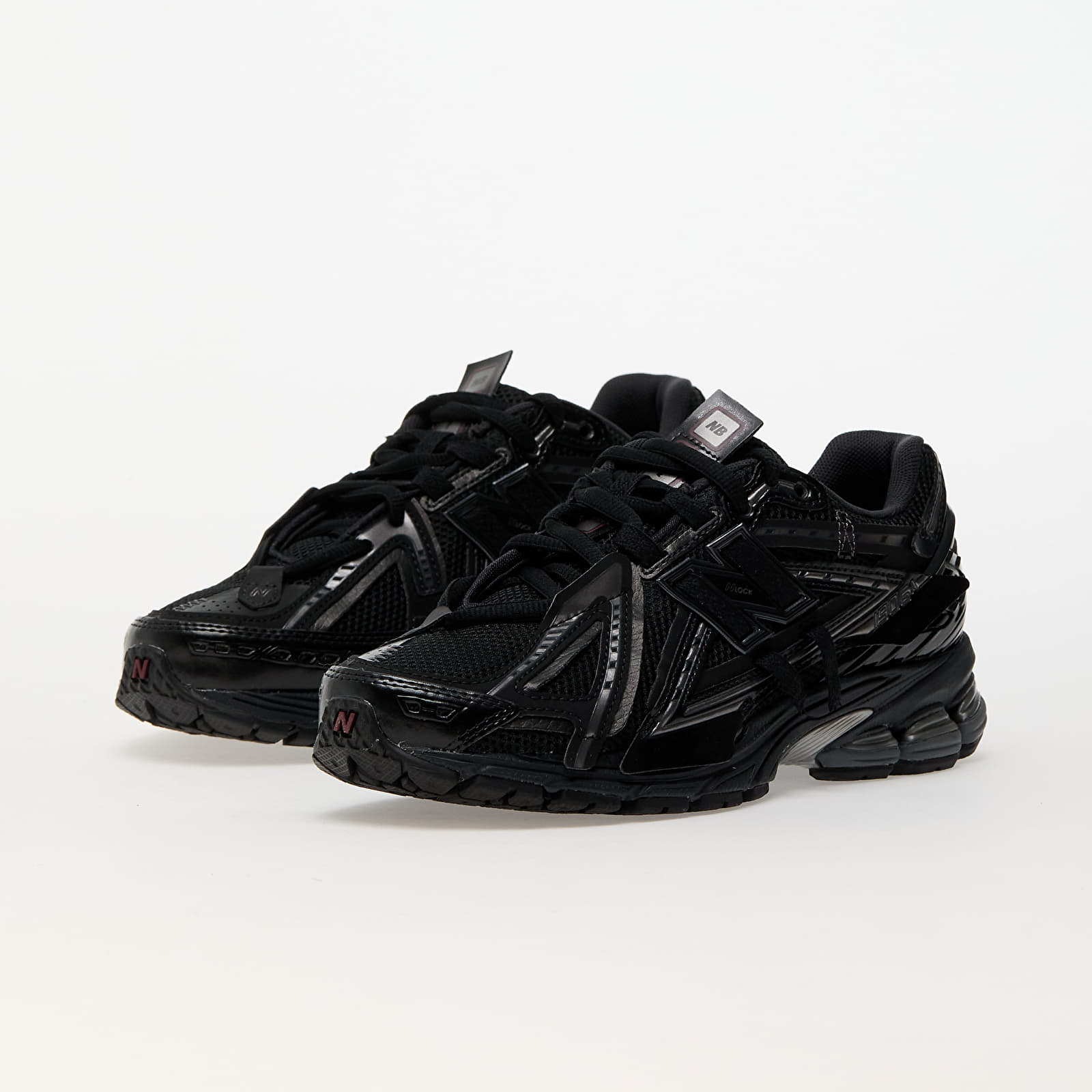 Moške superge in čevlji New Balance 1906 A Black