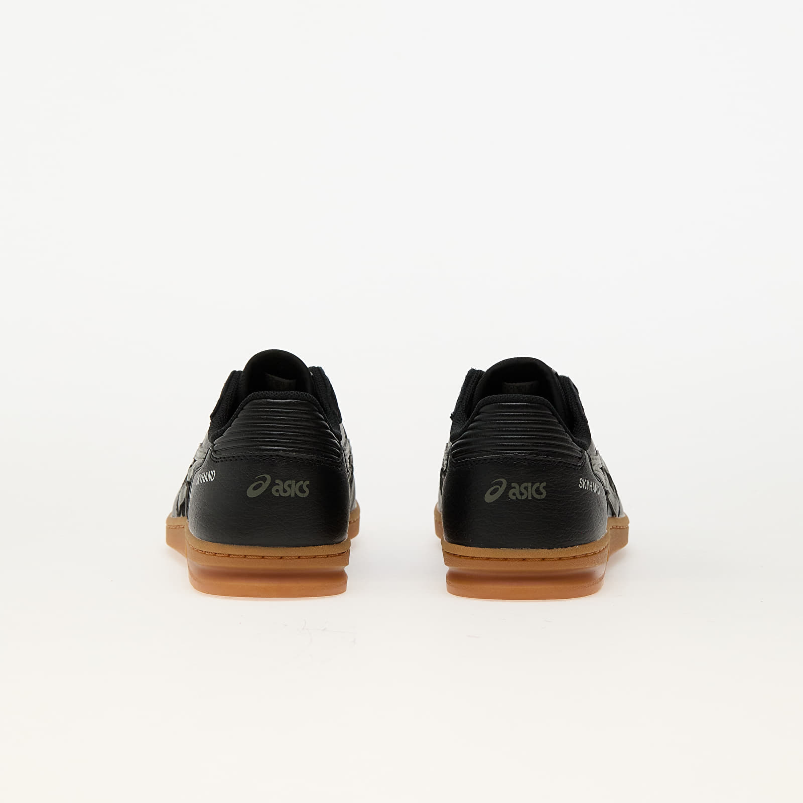 Schuhe Asics Skyhand Og Black/ Truffle Grey
