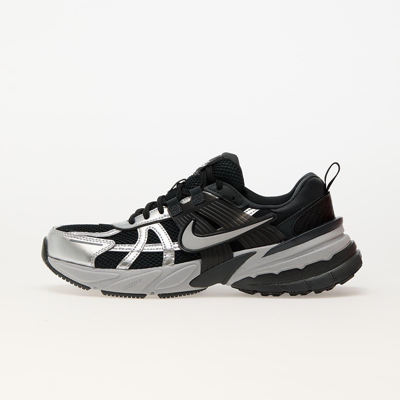 Women's sneakers and shoes Nike W V2K Run Black/ Metallic Silver-Anthracite  | Queens