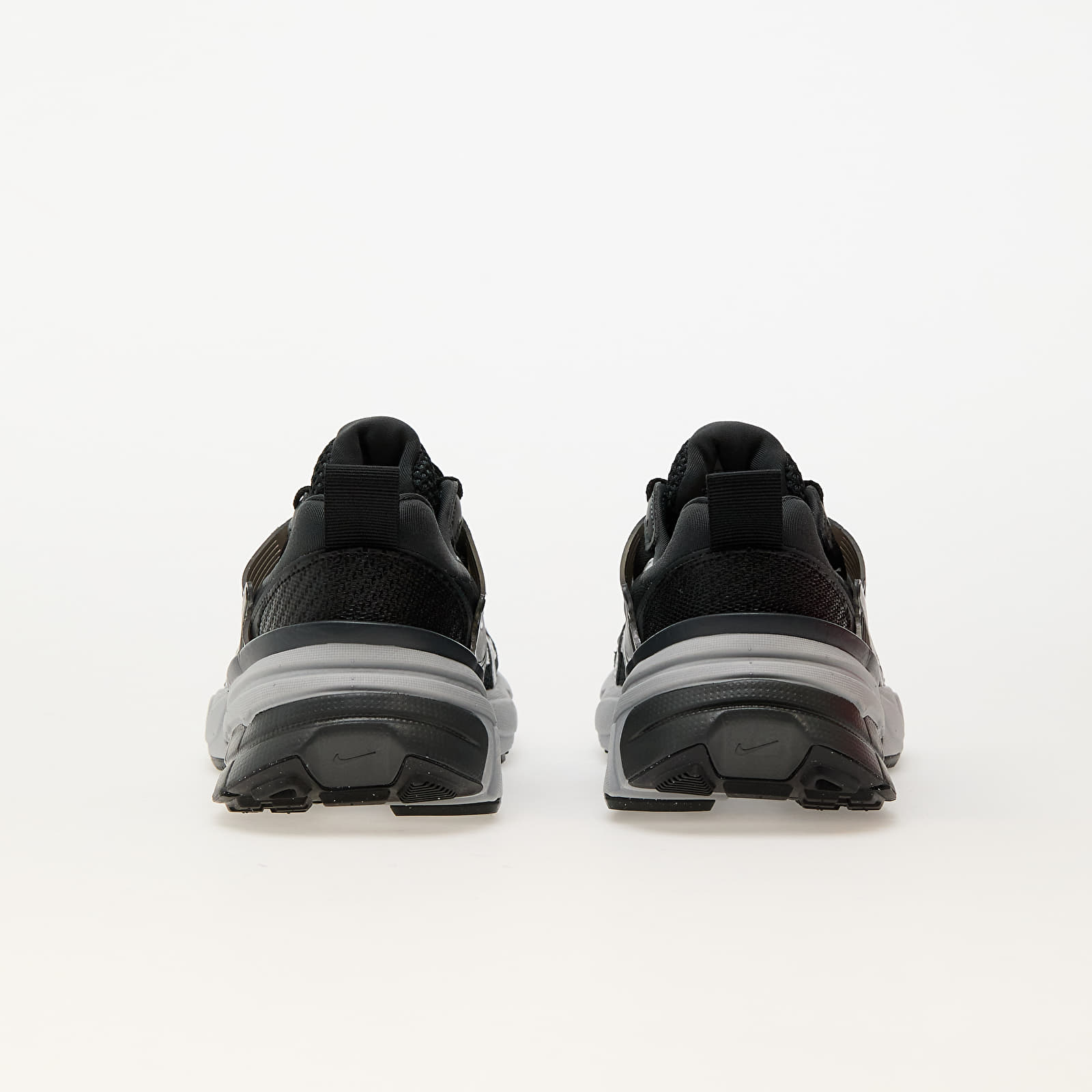 Damesschoenen Nike W V2K Run Black/ Metallic Silver-Anthracite