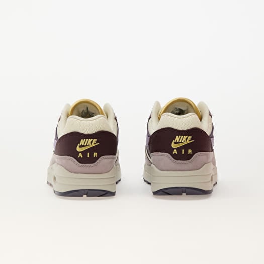 Women s sneakers and shoes Nike W Air Max 1 87 Dark Raisin Hydrangeas Lt Violet Ore Queens