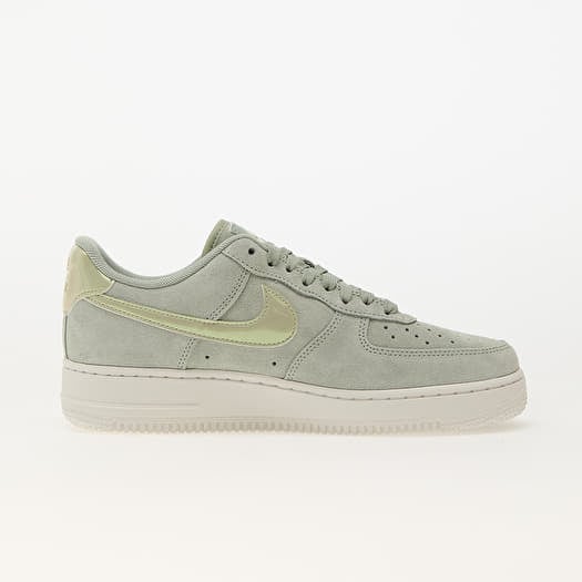 Women s sneakers and shoes Nike W Air Force 1 07 Se Jade Horizon Olive Aura Summit White Queens
