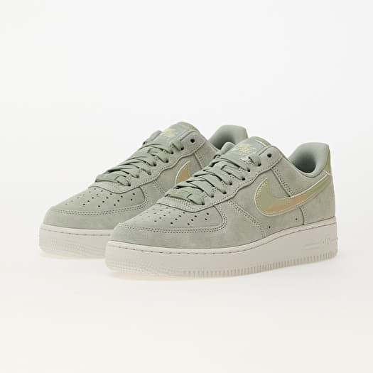 Baskets et chaussures pour femmes Nike W Air Force 1 07 Se Jade Horizon Olive Aura Summit White Queens
