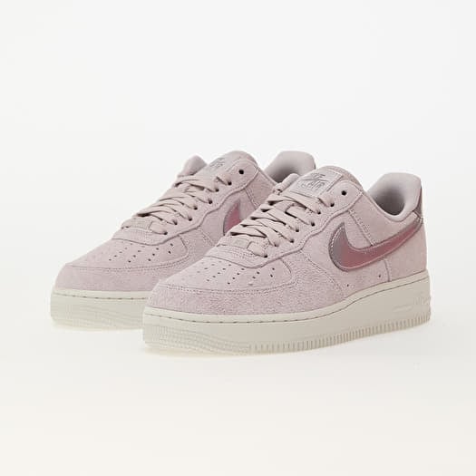Nike air force suede pink best sale