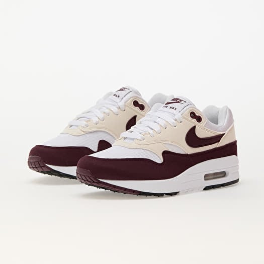 Air max 1 by night store