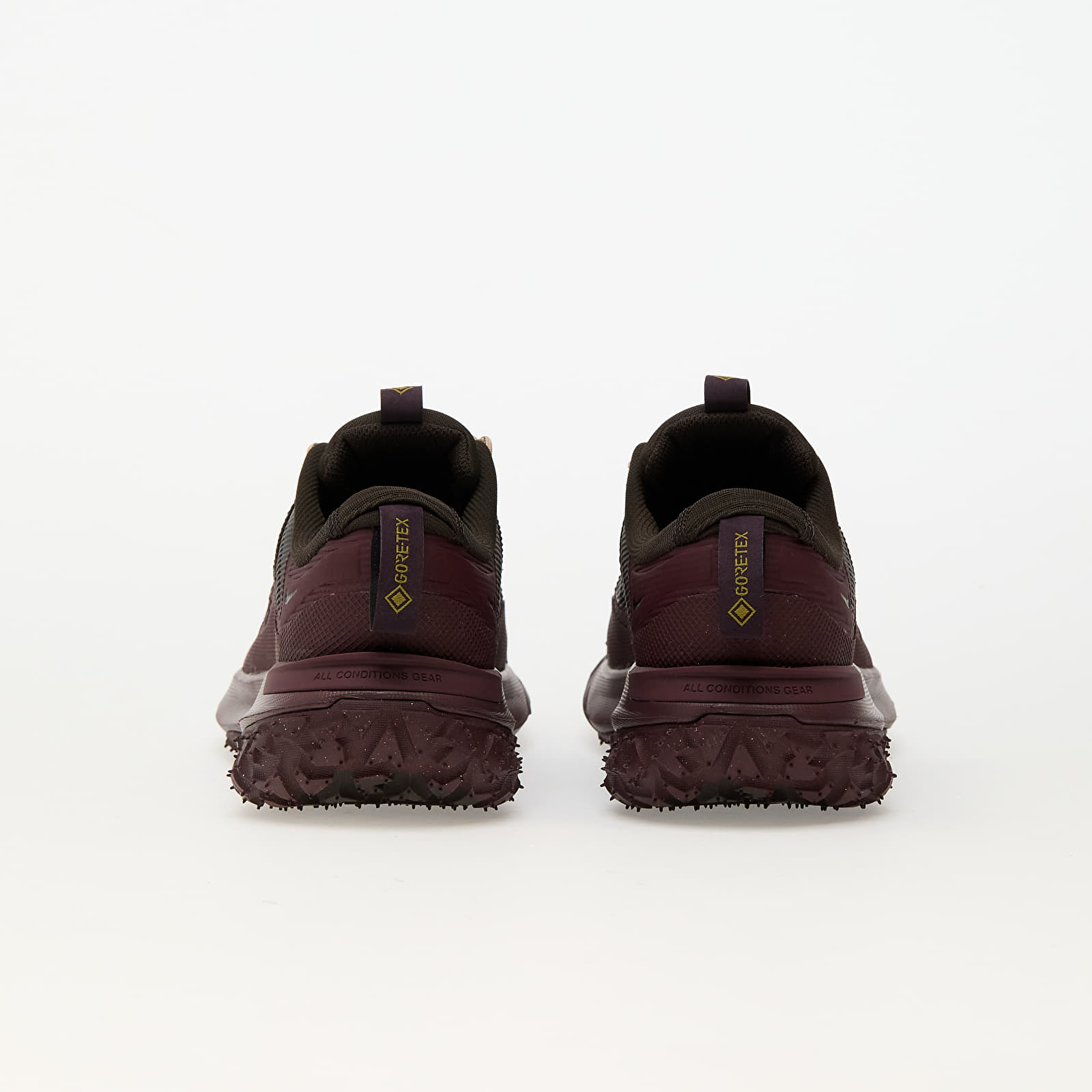 Meeste tossud ja kingad Nike Acg Mountain Fly 2 Low Gore-Tex Velvet Brown/ Black-Burgundy Crush-Hemp