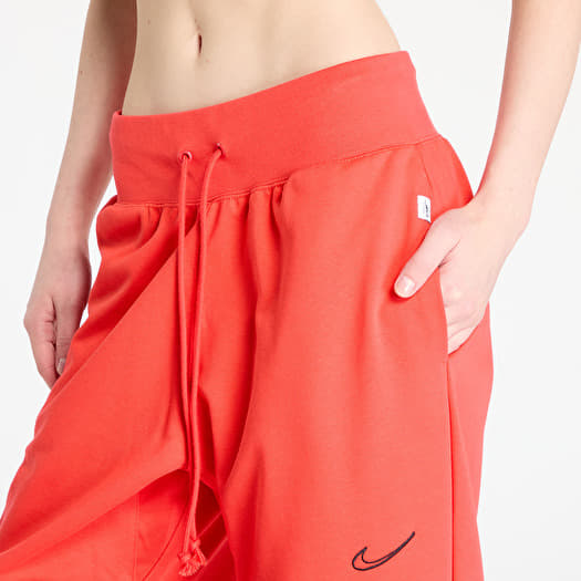 Red nike womens clothing best sale