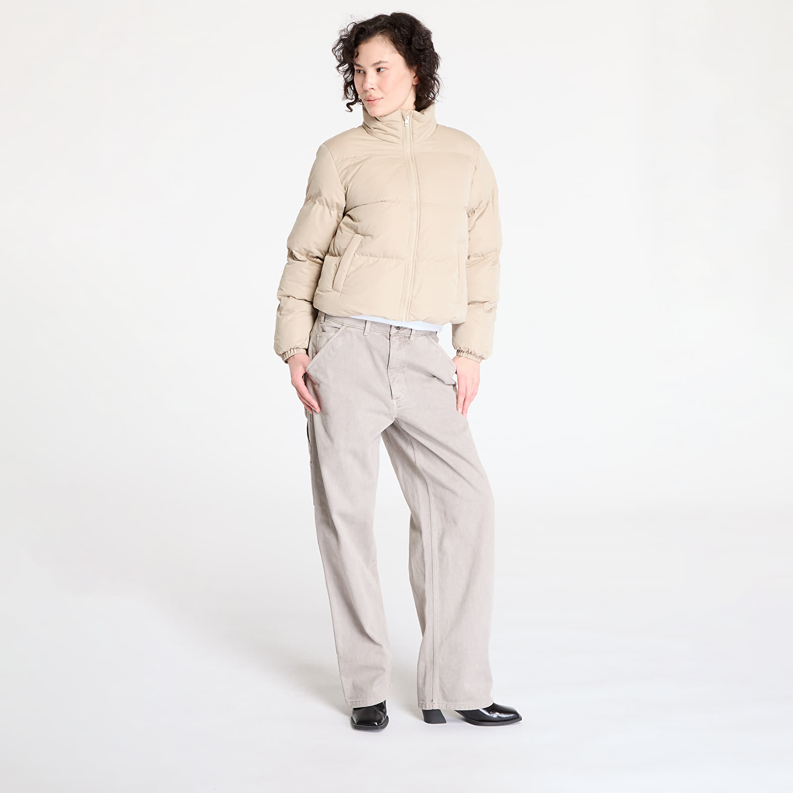 Jacken für Frauen Urban Classics Ladies Short Peached Puffer Jacket Wet Sand