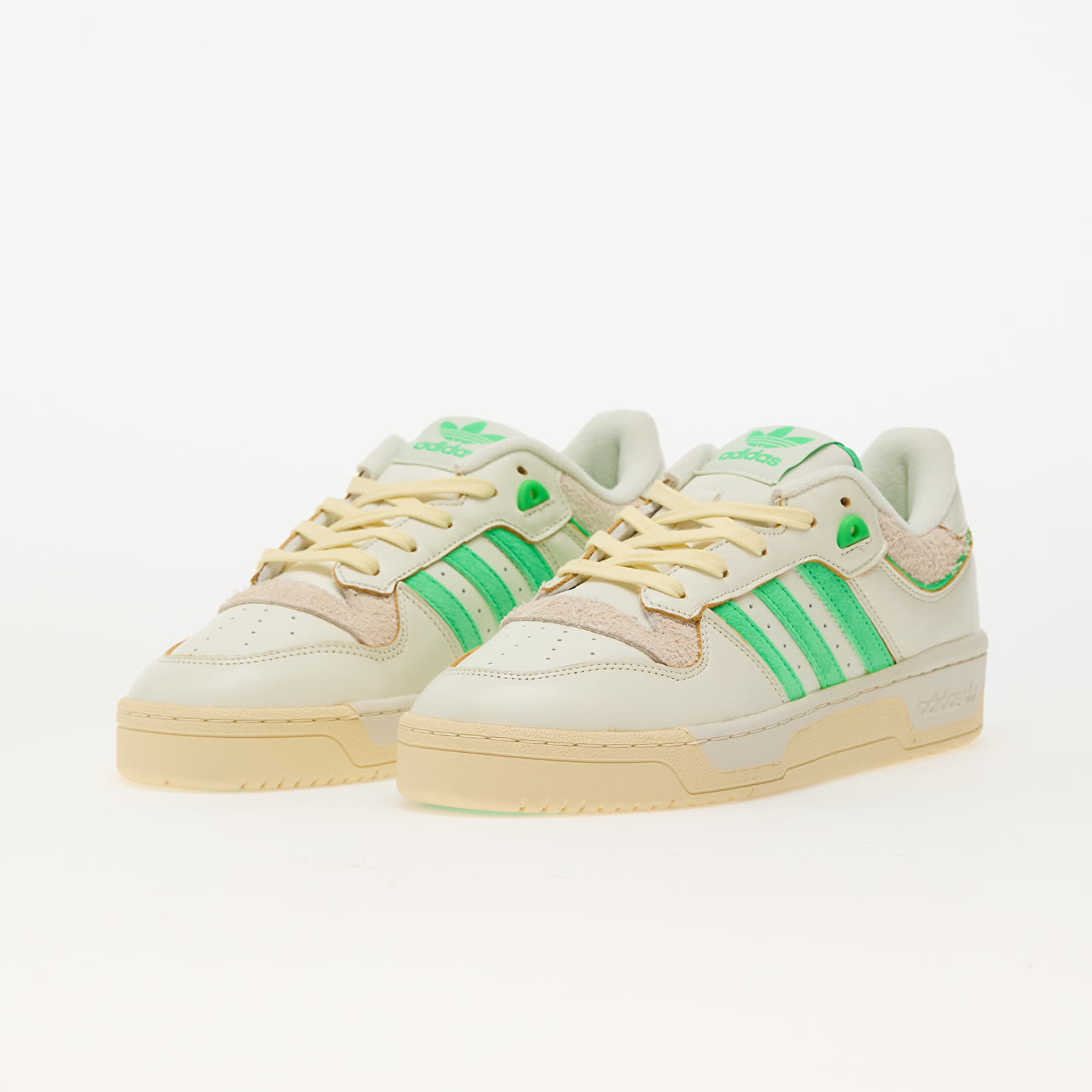 Men's sneakers and shoes adidas Rivalry 86 Low Wonder White/ Core Black/ Orbit Grey
