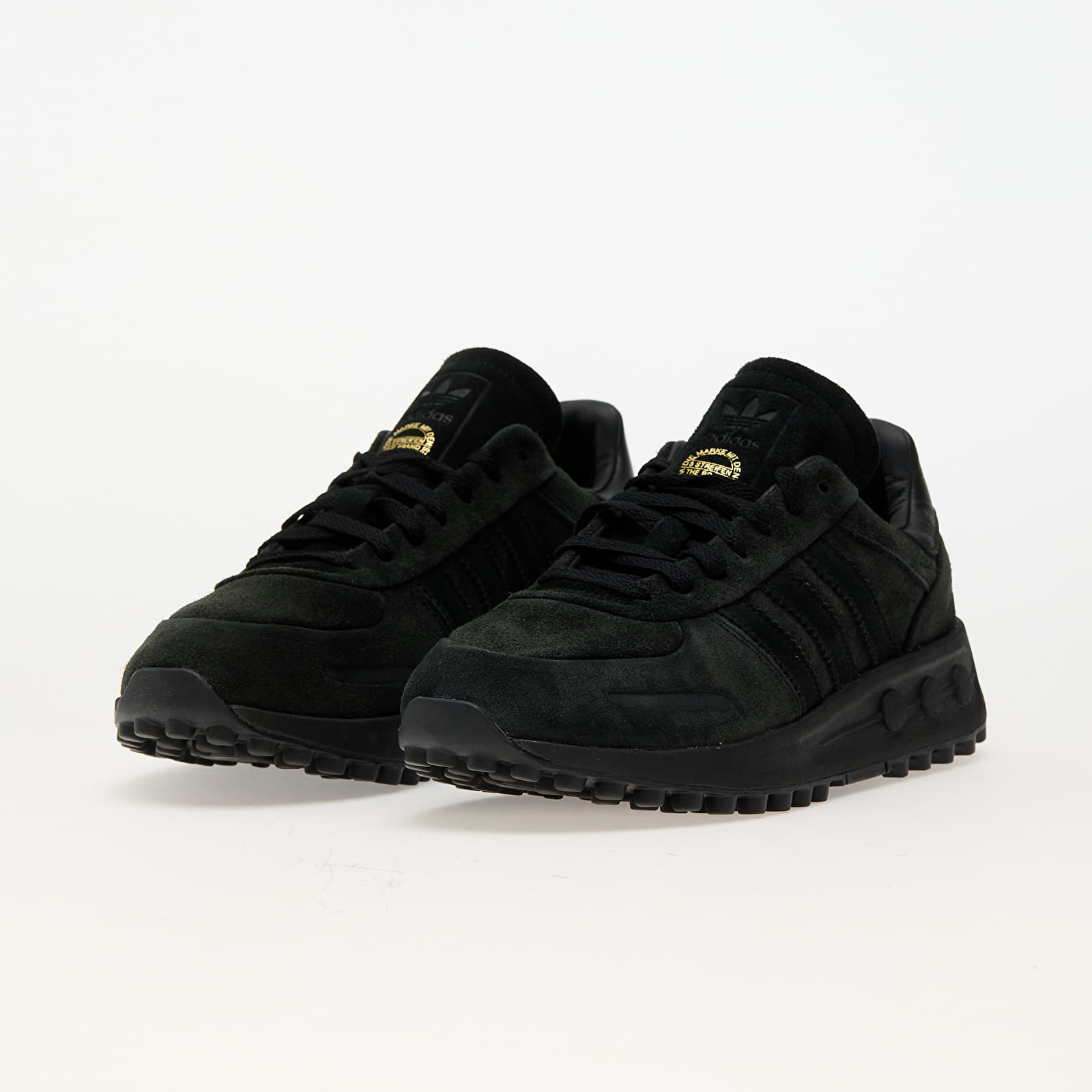 Turnschuhe und Schuhe fur Manner adidas LA Trainer Lux Core Black Core Black Alumina Queens