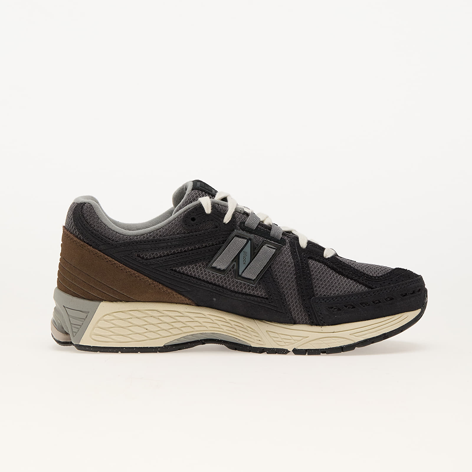 Men's sneakers and shoes New Balance 1906 Phantom