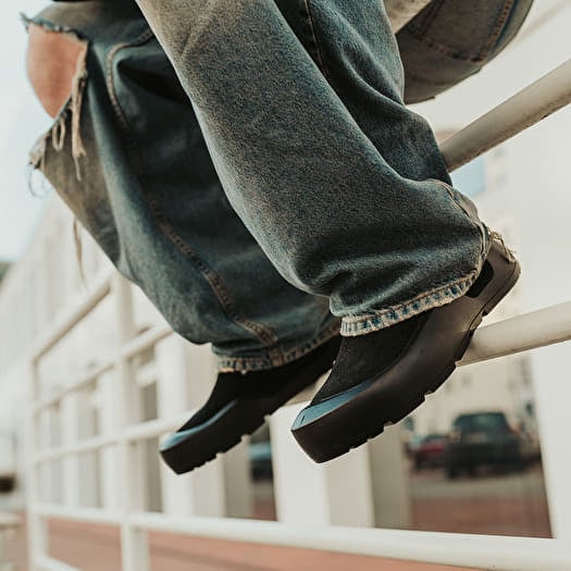 Birkenstock Reykjavik Nubuk Leather Black | Queens