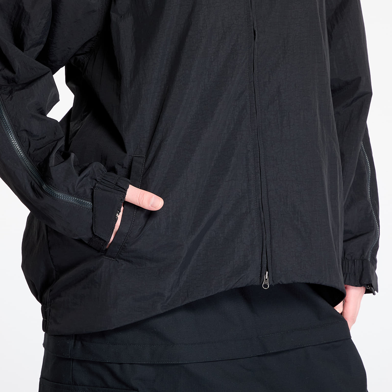 Kurtki damskie Nike Sportswear Collection Women's Repel Zip Jacket Black/ White