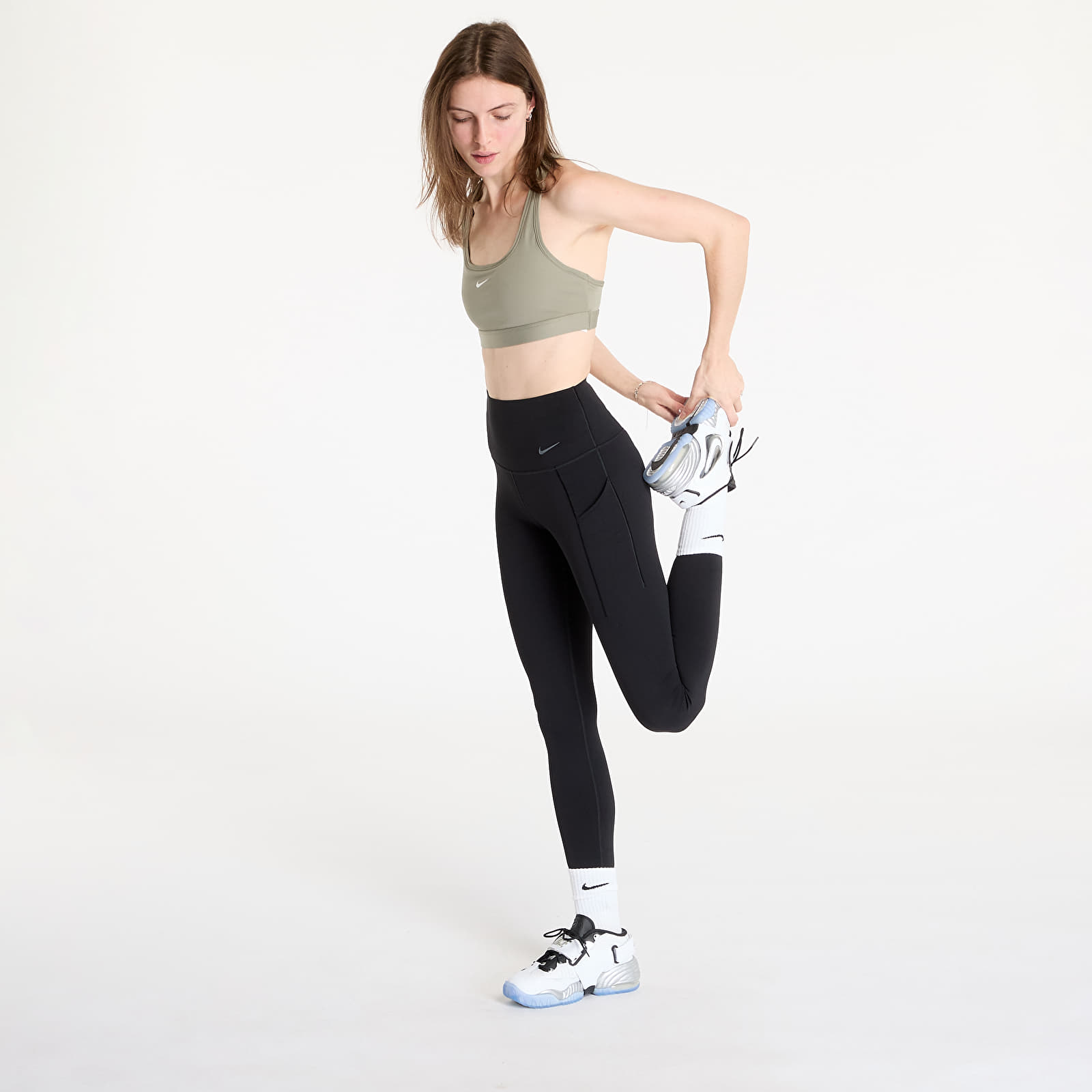 Rinnahoidjad Nike Swoosh Light Support Women's Non-Padded Sports Bra Light Army/ White