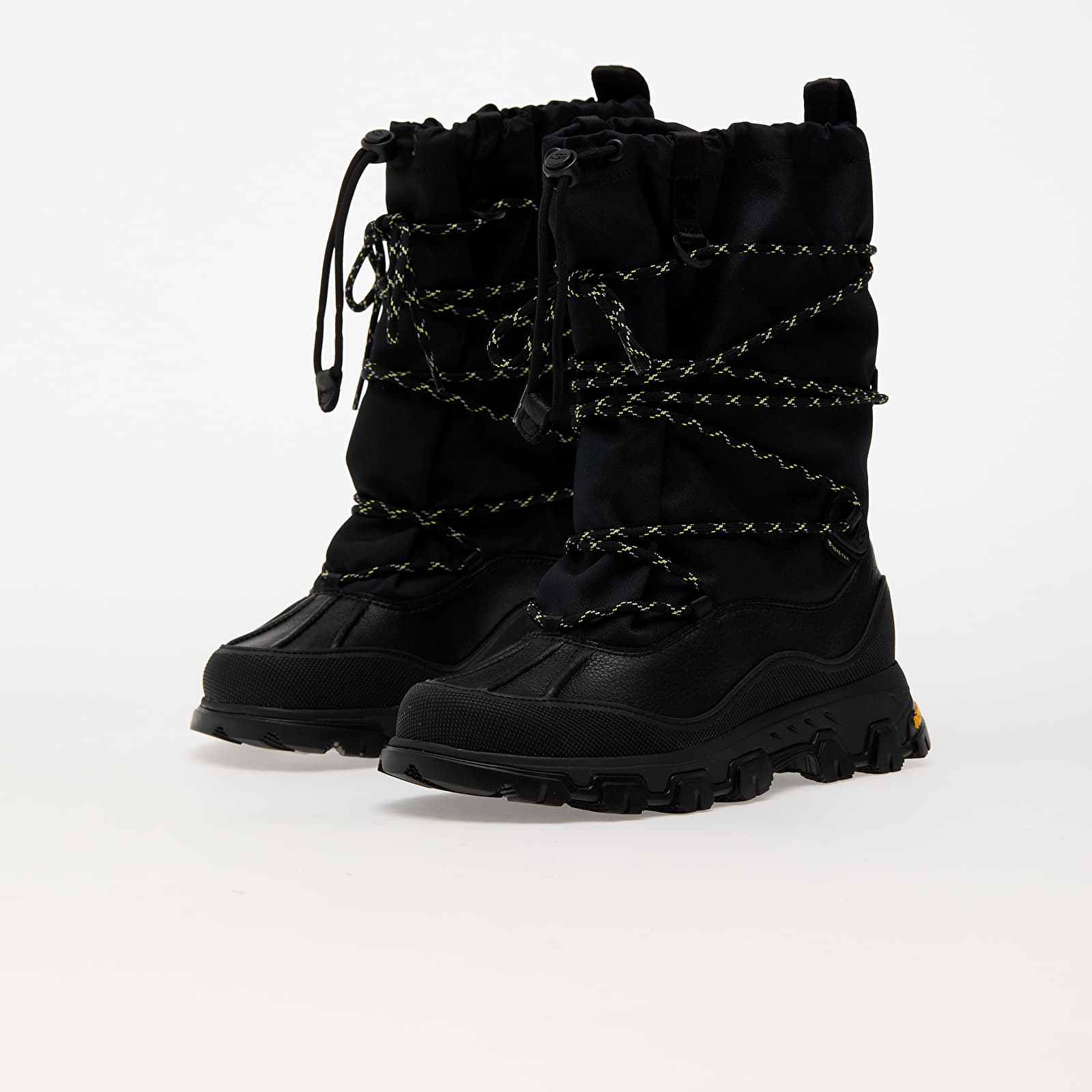 Women's sneakers and shoes UGG W Metropeak Black