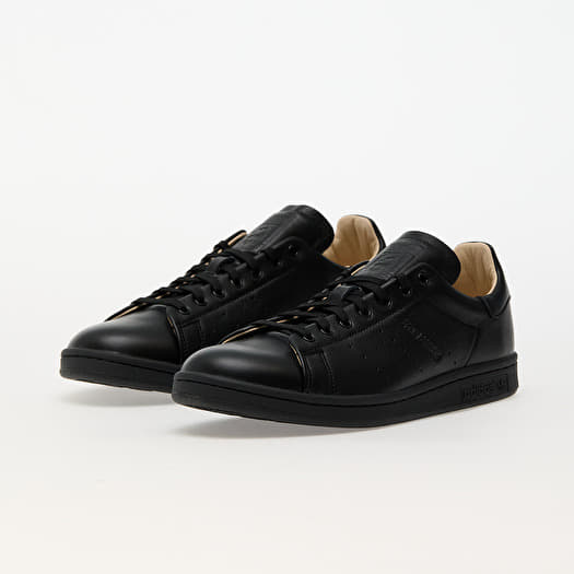 Stan smith full black sales