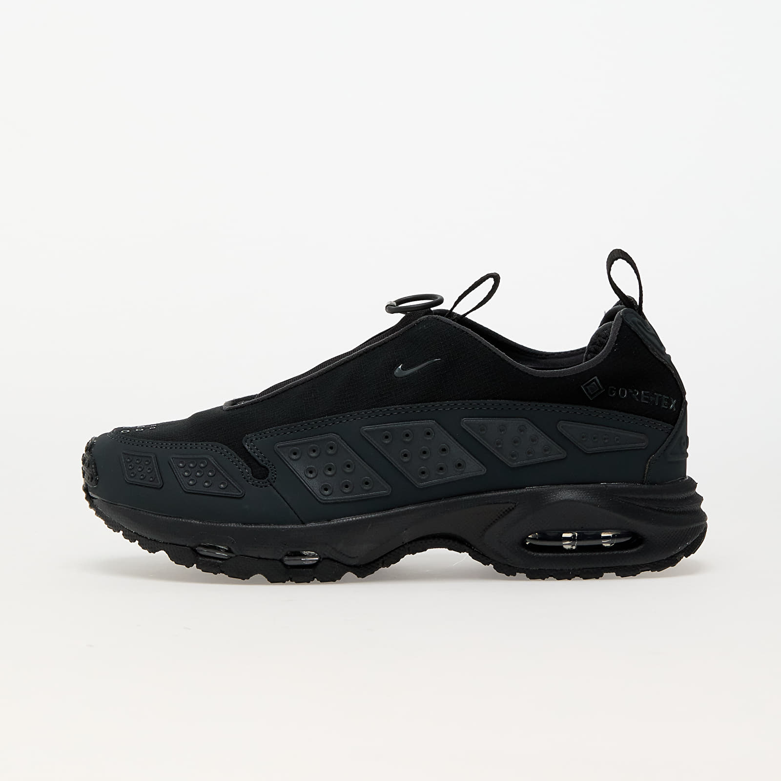 Sneakers og sko til kvinder Nike W Air Max Sndr Gtx Black/ Dk Smoke Grey