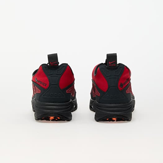 Sneakers und Schuhe fur Frauen Nike W Air Max Sndr Gtx Hyper Crimson Dk Smoke Grey Fire Red Queens