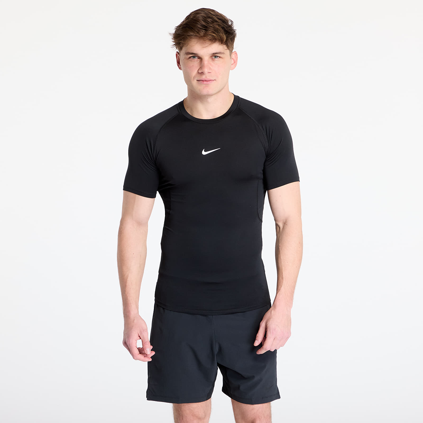 Pánská trička Nike Pro Men's Dri-FIT Tight Short-Sleeve Fitness Top Black/ White