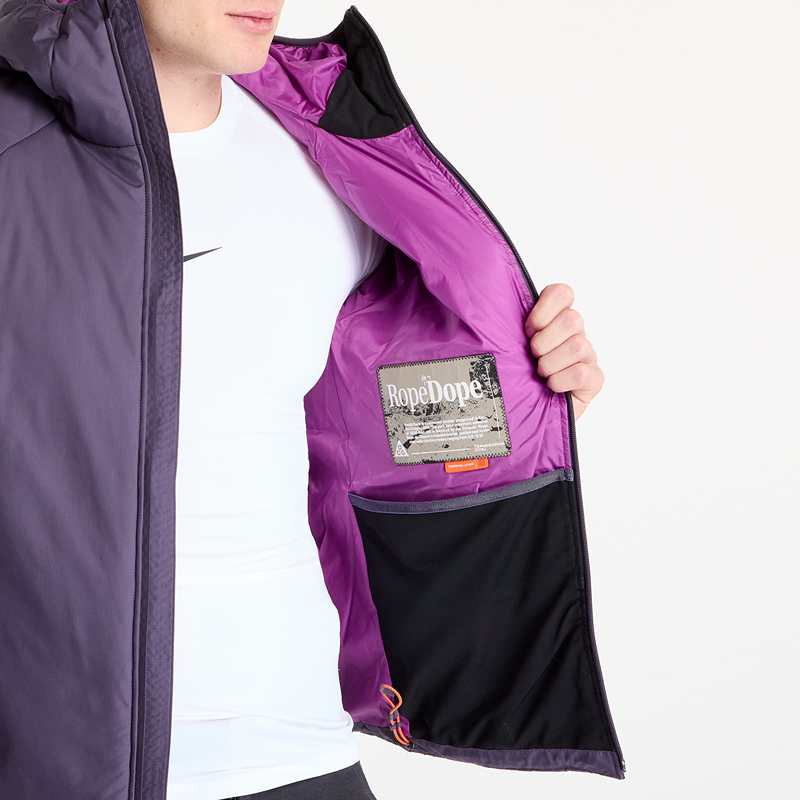 Herenjassen Nike ACG "Rope De Dope" Men's Therma-FIT ADV PrimaLoft® Jacket Dark Raisin/ Dark Raisin/ Summit White
