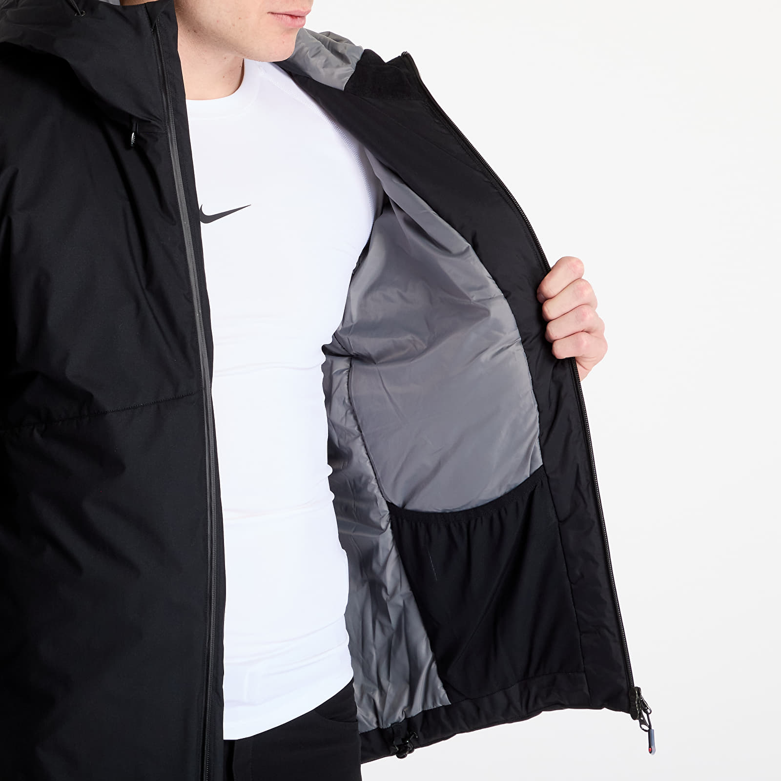 Pánské bundy Tilak Svalbard Jacket Black