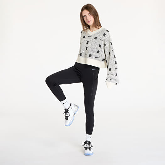 Svetry Nike Sleva až 45 Queens 💚