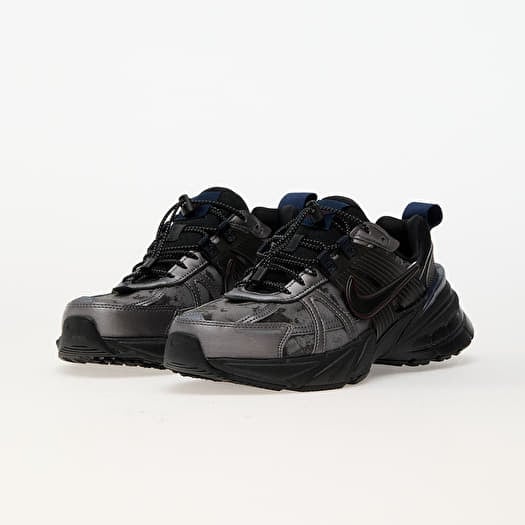 靴 Nike V2K Run Shoes llic Dark Grey Women's sneakers and shoes Nike W V2K Run Mtlc Dark Grey