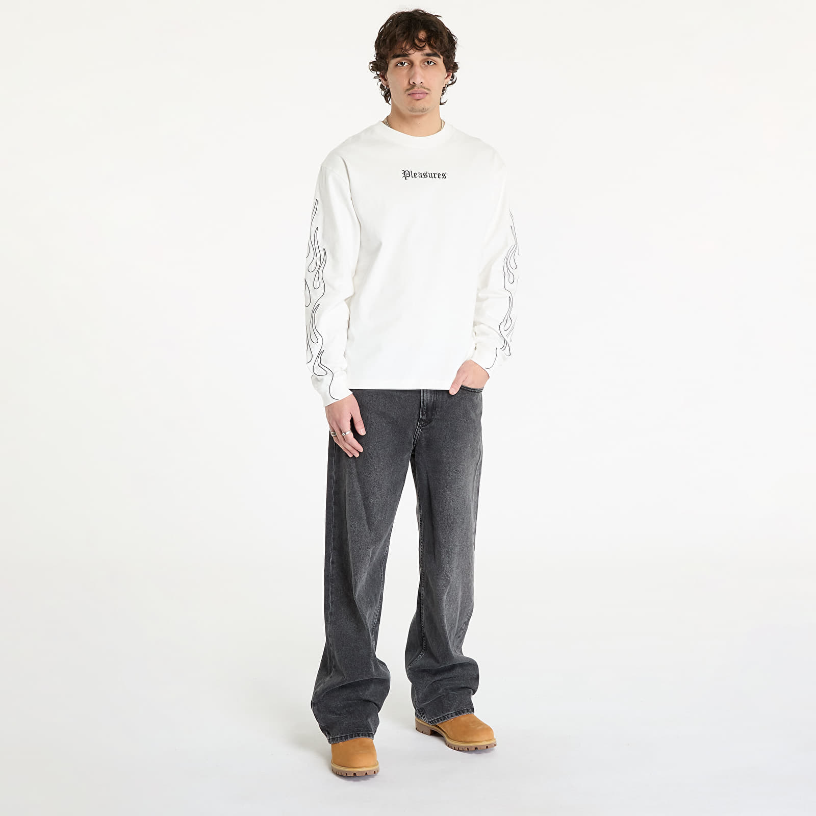 T-shirts PLEASURES Fiery Heavyweight Longsleeve White