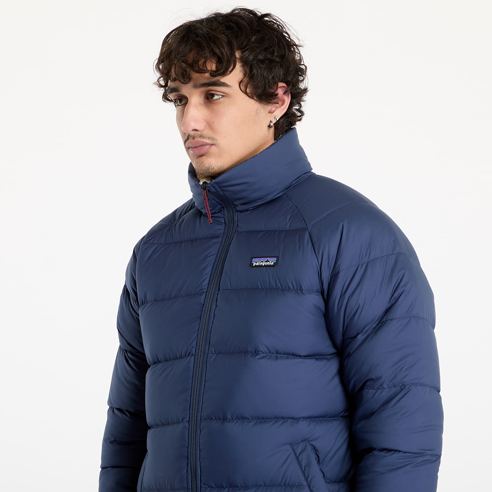 Jakne Patagonia M's Reversible Silent Down Jacket New Navy