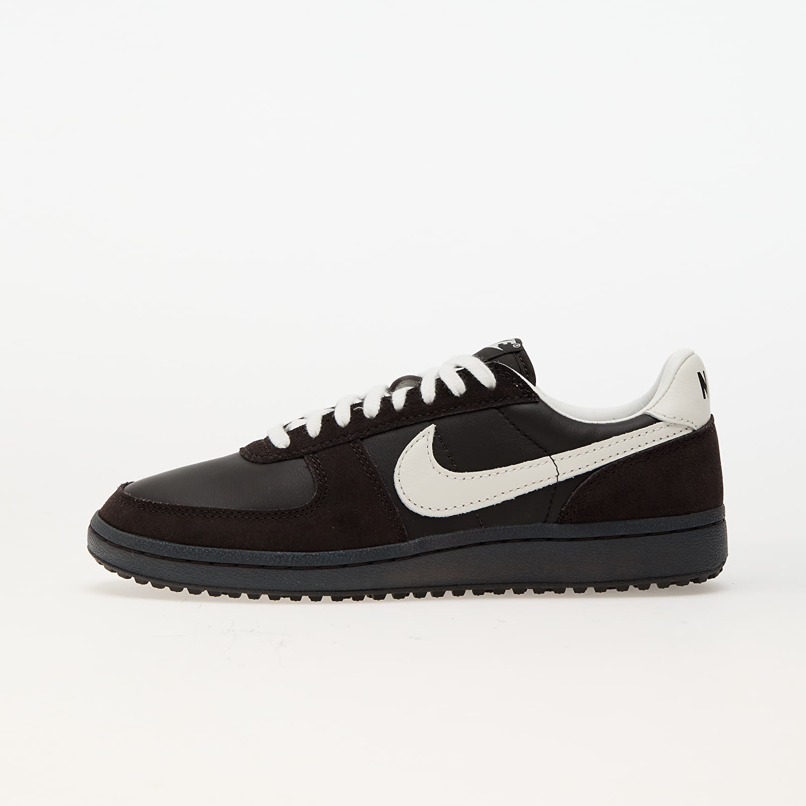 Naiste tossud ja kingad Nike W Field General Velvet Brown/ Sail