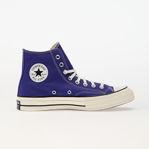 Converse navy sneakers top