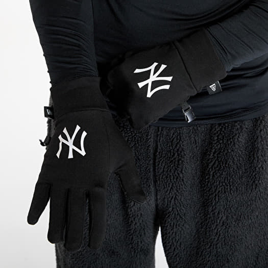 Yankees gloves online
