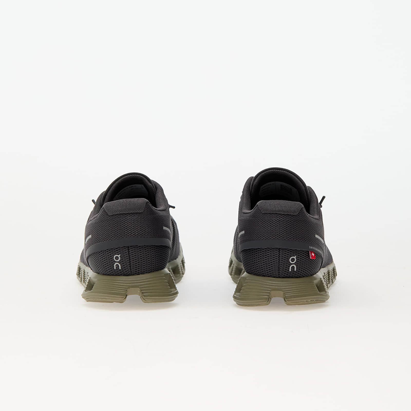 Men's sneakers and shoes On M Cloud 5 Eclipse/ Grove