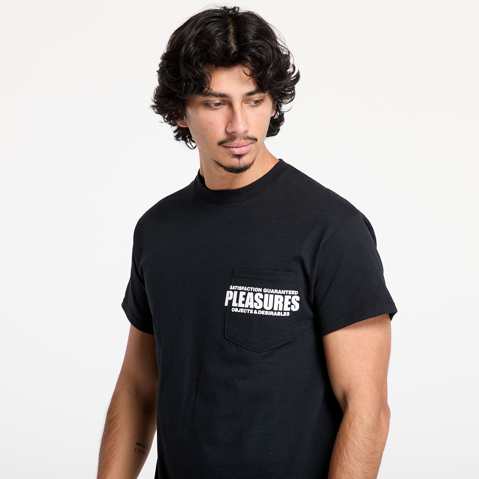 T-shirts PLEASURES Staff Pocket T-Shirt Black