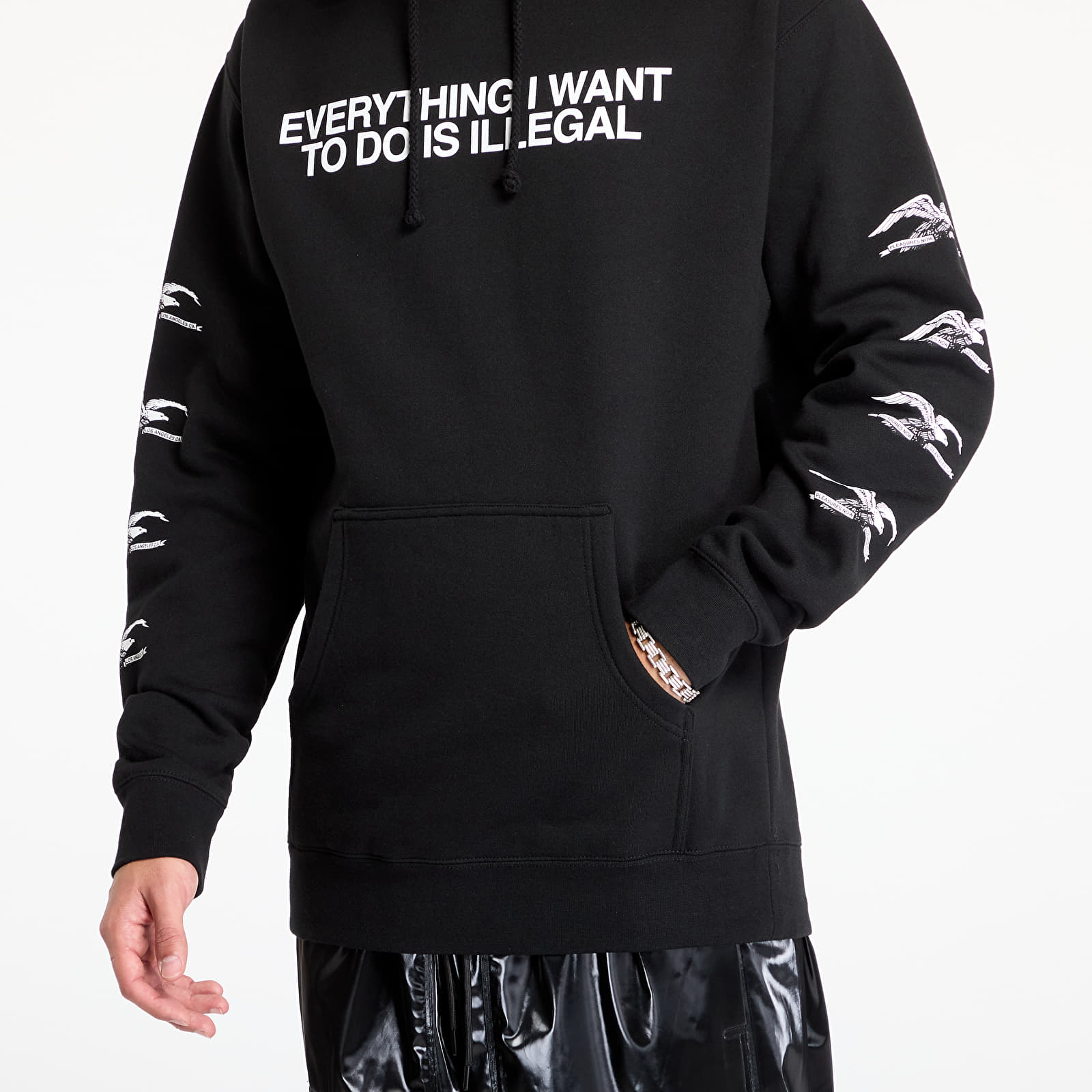 Kapuutsikud ja kampsunid PLEASURES Illegal Hoodie Black
