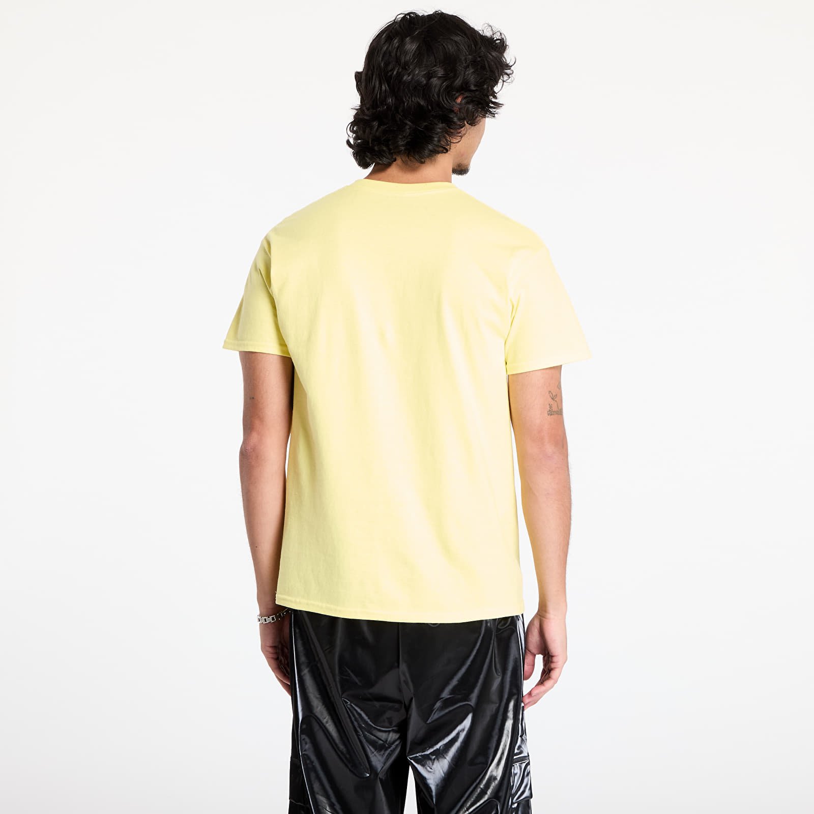 T-särgid PLEASURES Onyx 24 T-Shirt Cornsilk