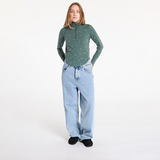 Olive green nike apparel women's hotsell