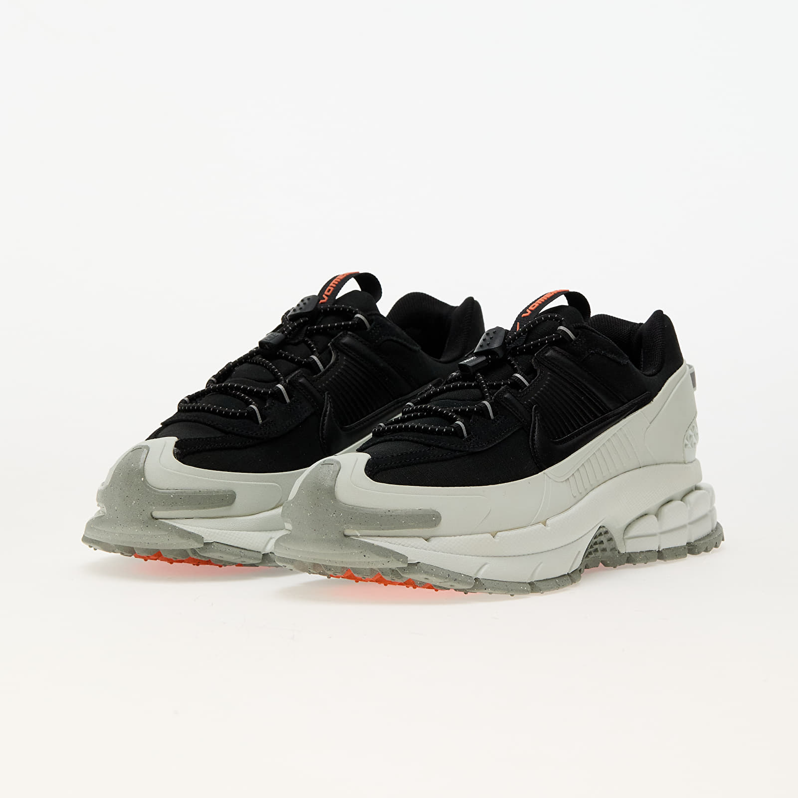 Мужская обувь Nike Zoom Vomero Roam Black/ Black-Light Silver-Jade Horizon